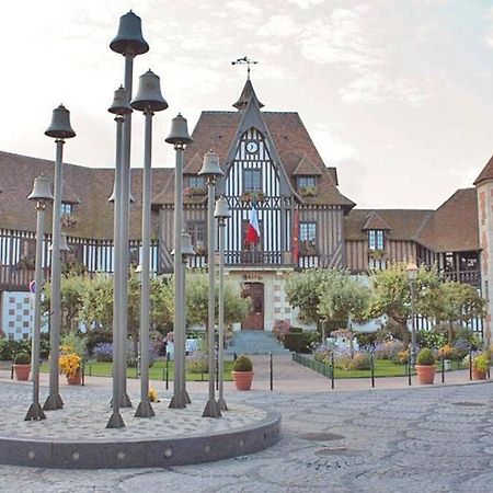 Le Cyrano, Deauville - App. T2 Proche De La Mer エクステリア 写真